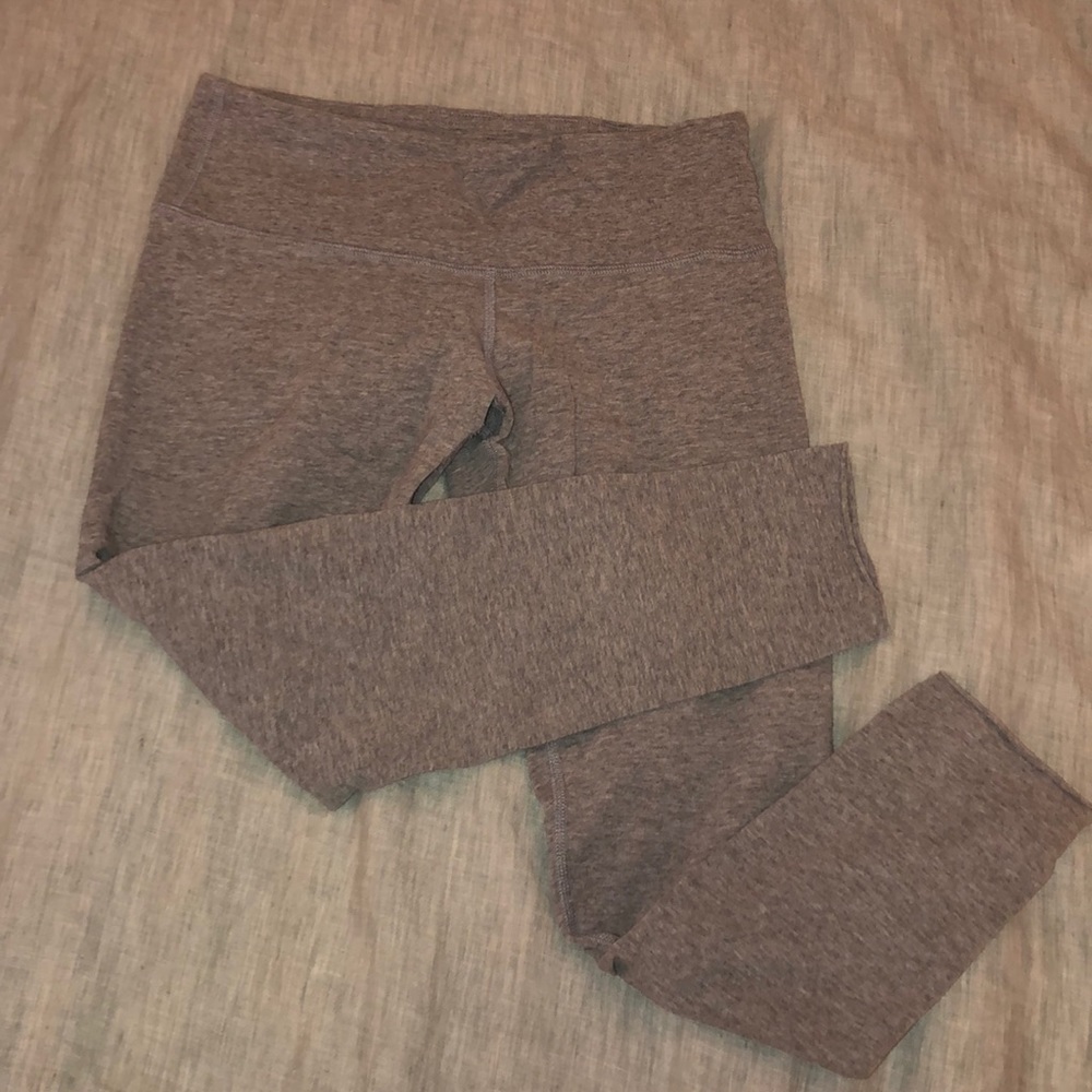 Cropped lulu lemon leggings